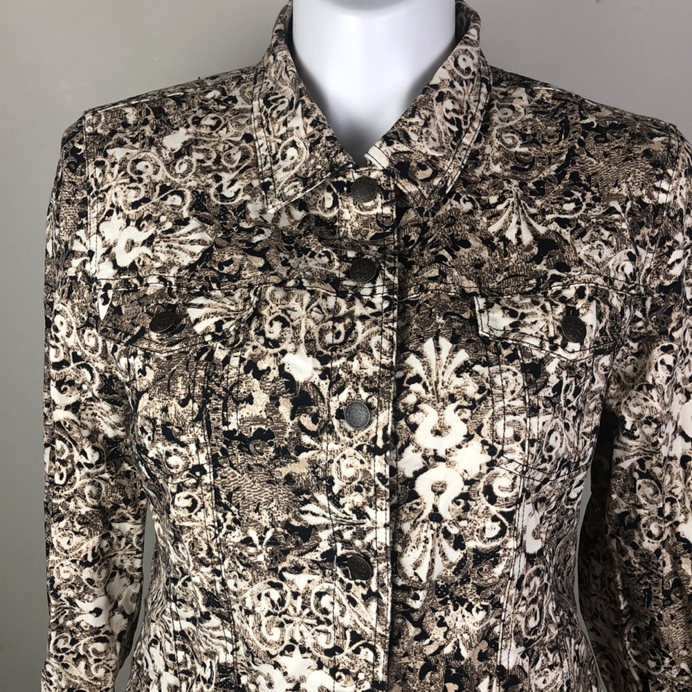 JM Collection Button Front Jacket Abstract Print - Picture 3 of 10